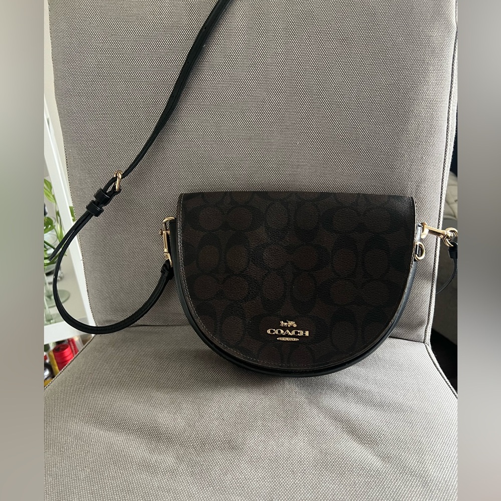 Coach crossbody!! ❤️‍🔥